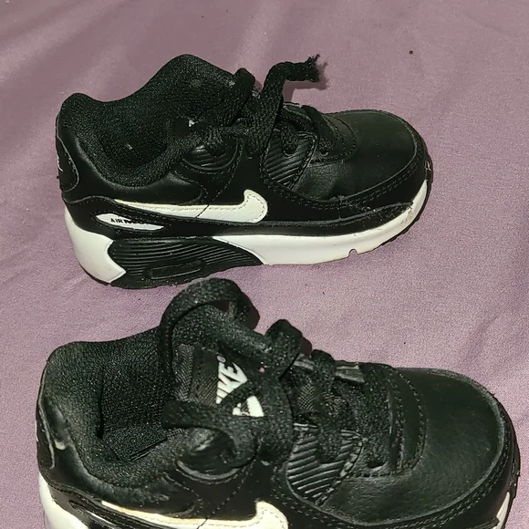 Nike Air Max 90 LTR Logo Toddler 5C Sneaker - Picture 3 of 7